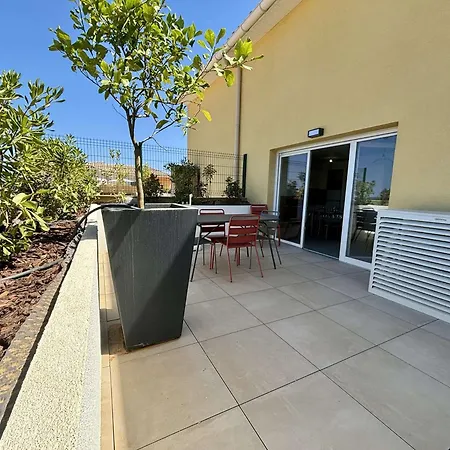 Apartmán 2 Pieces, 4 Pers, Climatisation, Parking A - Fr-1-226b-235 *